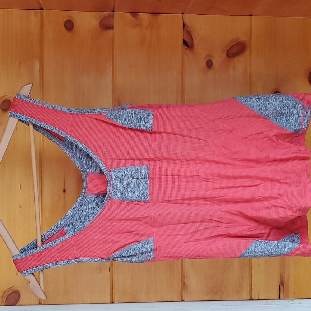 Lululemon Tank. Size Large